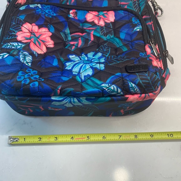 Lug Hawaiian 🌺 Floral Ranger Bag - Picture 8 of 10